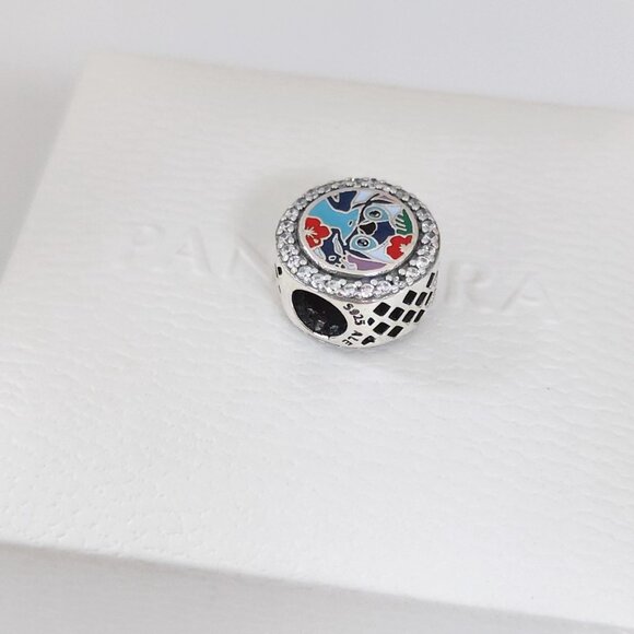 Pandora Disneyland Paris Stitch Button Charm Bead S925 Silver with box - Picture 5 of 10